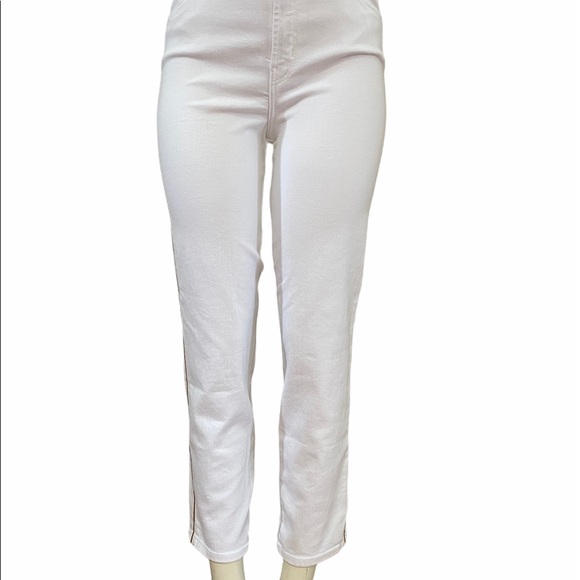 J BRAND
RUBY HIGH-RISE CIGARETTE JEANS - Picture 4 of 11